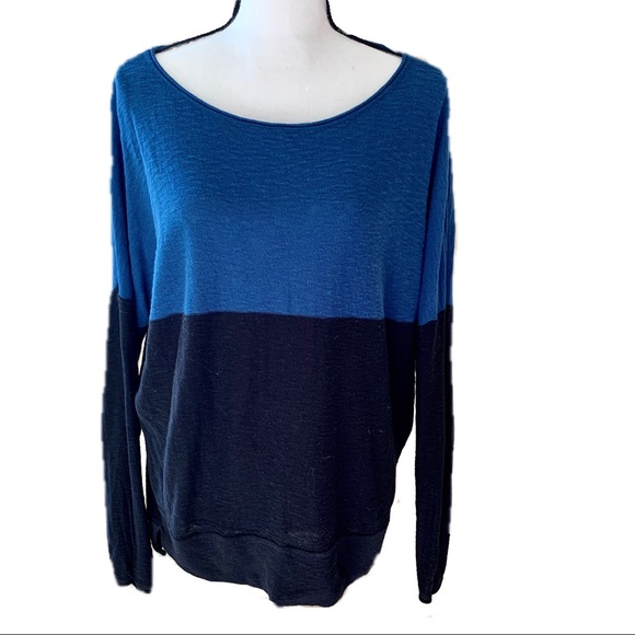 Vince Tops - Vince | Women’s long sleeve color block shirt